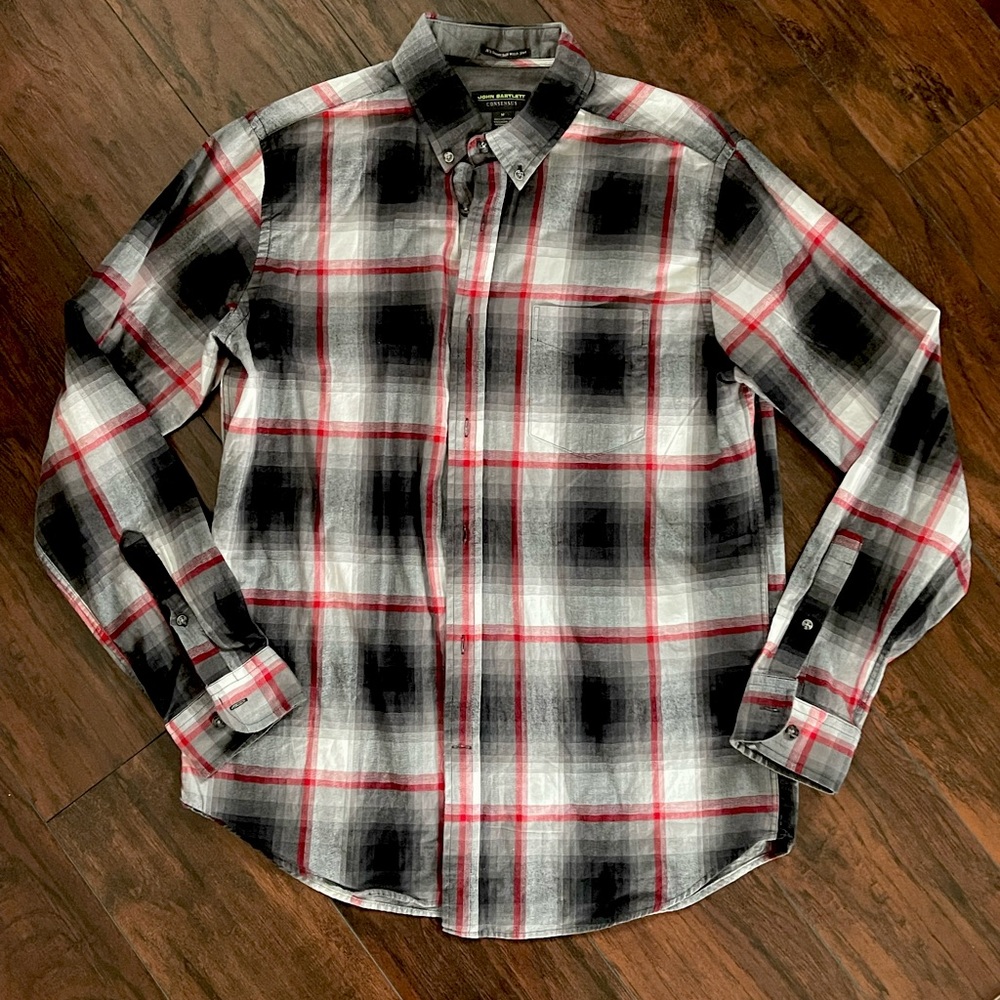 Men’s Plaid Button Up